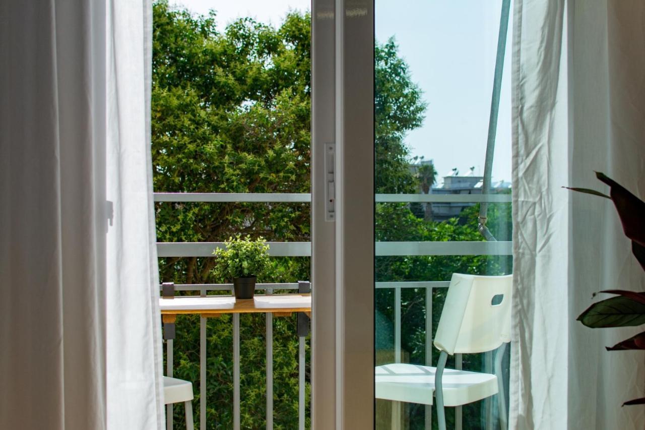 Studio 48, Cozy Apartment In Kalamata City Center Buitenkant foto