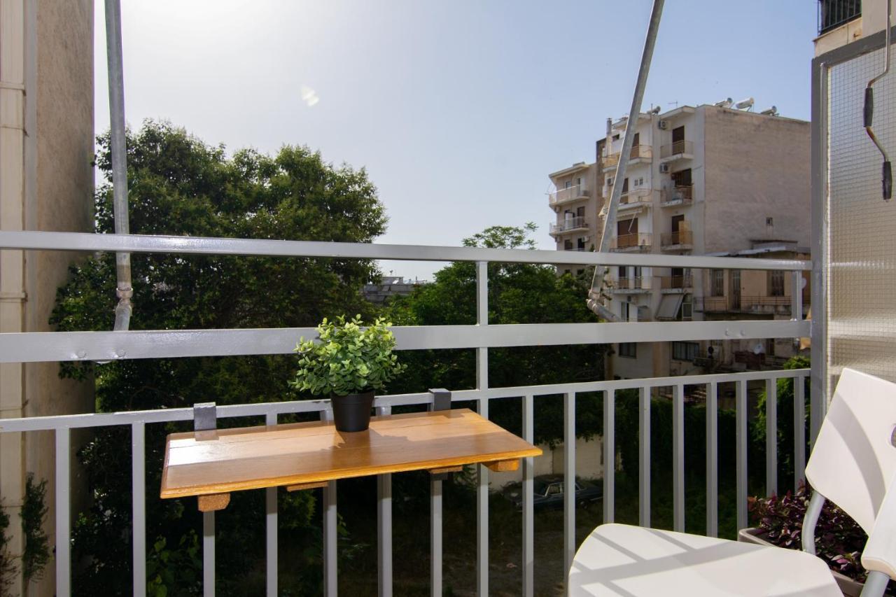 Studio 48, Cozy Apartment In Kalamata City Center Buitenkant foto