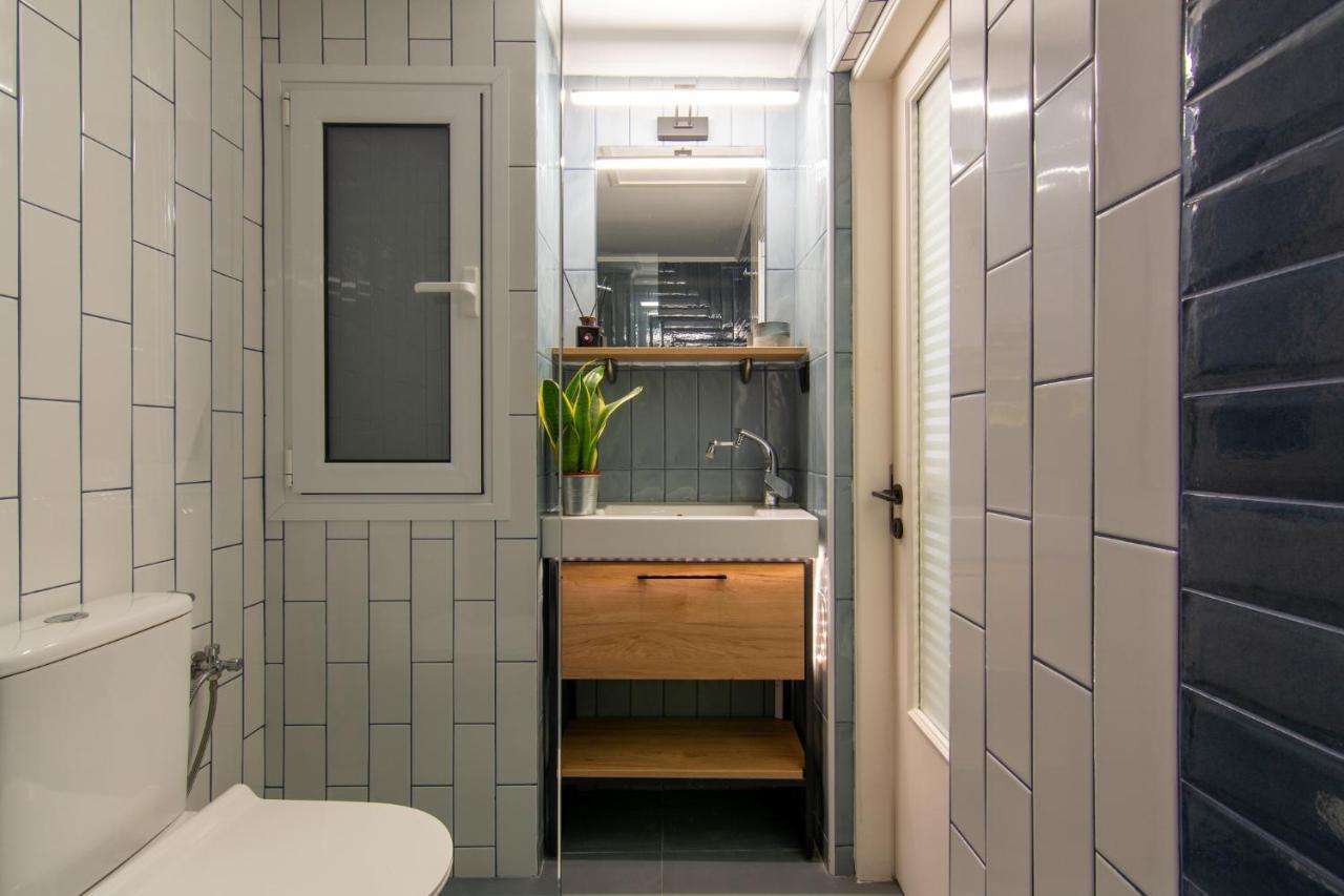 Studio 48, Cozy Apartment In Kalamata City Center Buitenkant foto